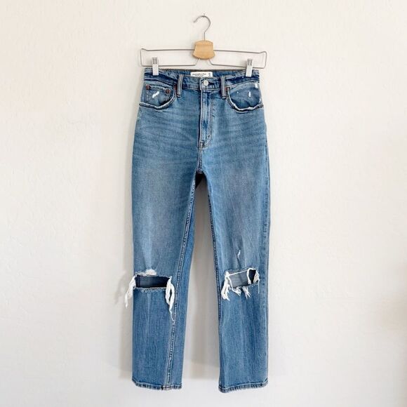 Abercrombie Curve Love Distressed Ultra High Rise Ankle Straight Jeans Size 25/0 - Picture 2 of 8